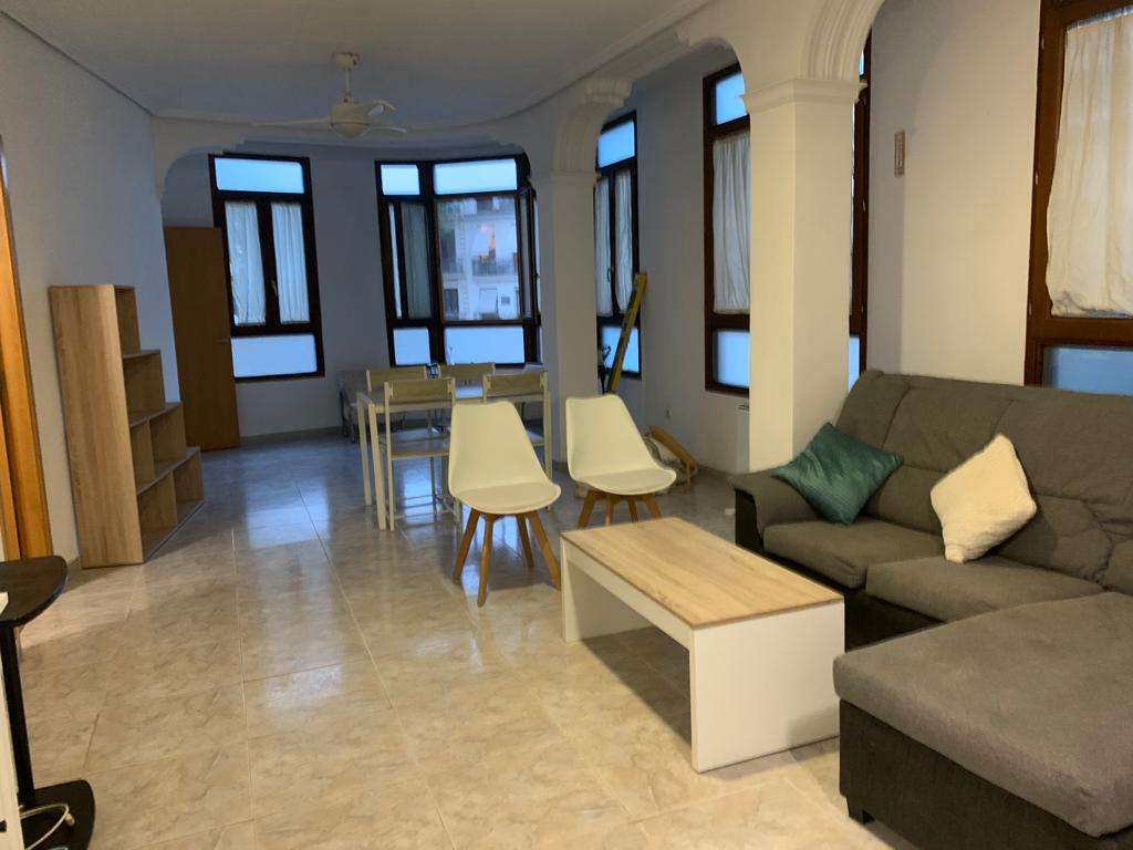 Fotografía del inmueble reportado: 1.200 €/mes — Valencia, Valencia