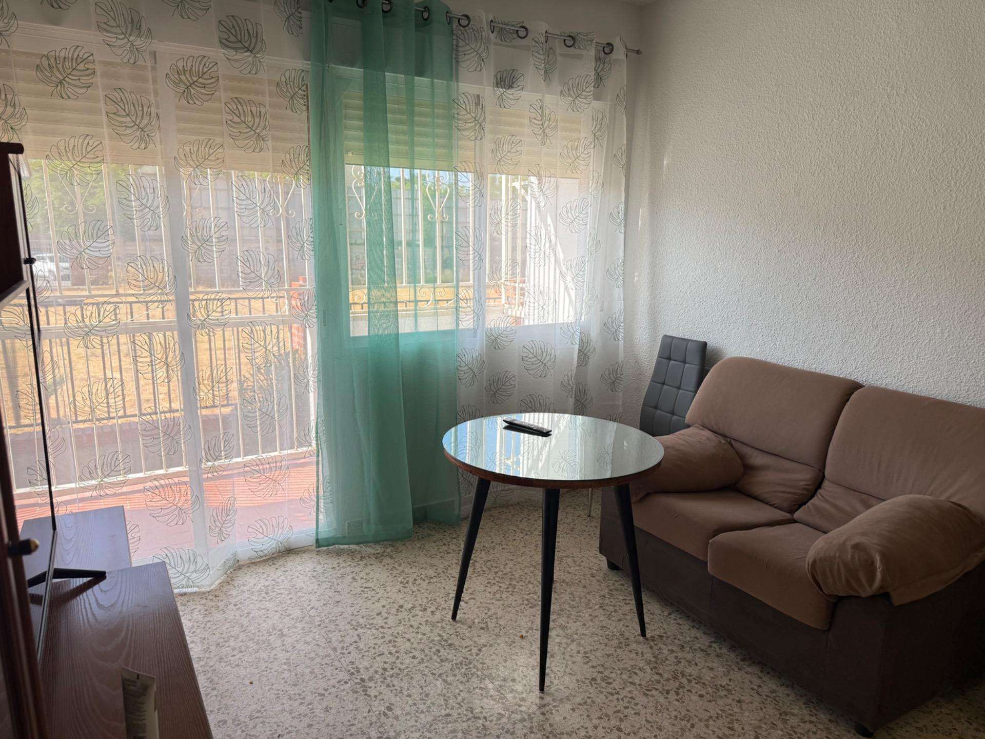 Fotografía del inmueble reportado: 800 €/mes — Granada, Granada