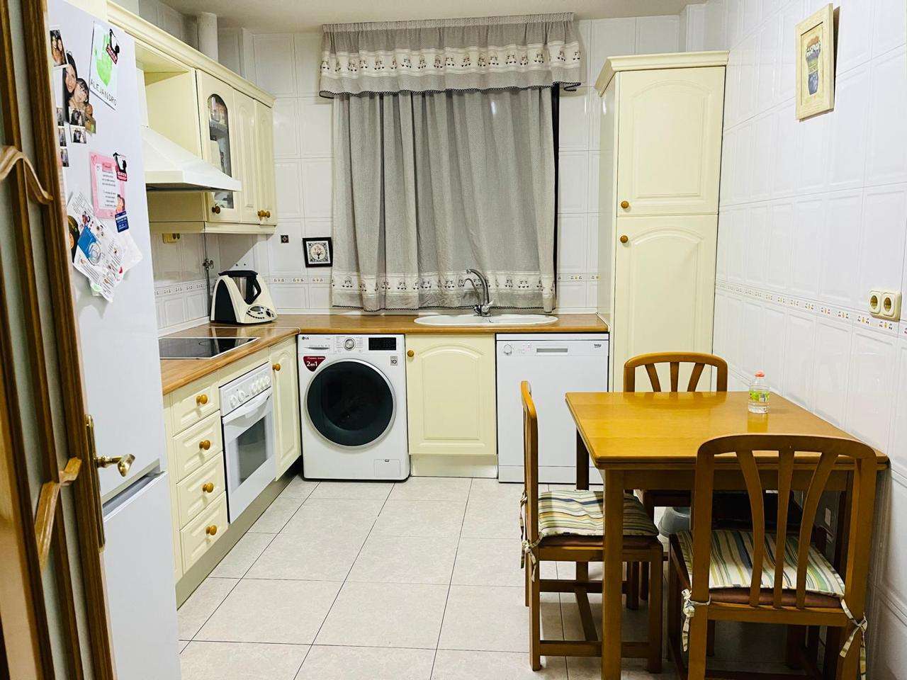 Fotografía del inmueble reportado: 950 €/mes — Melilla, Melilla