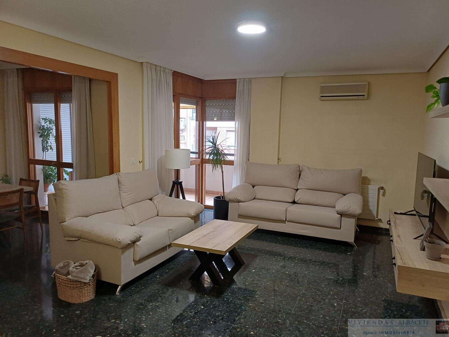 Fotografía del inmueble reportado: 1.000 €/mes — Albacete, Albacete
