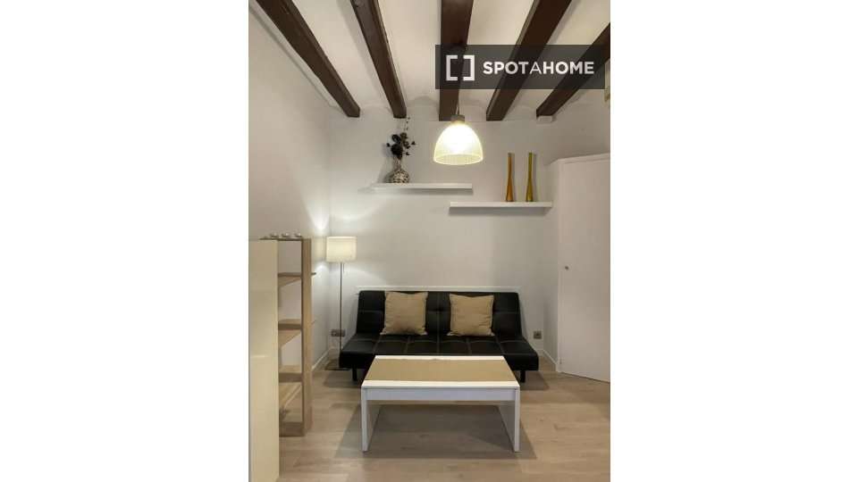 Fotografía del inmueble reportado: 1.150 €/mes — Barcelona, Barcelona