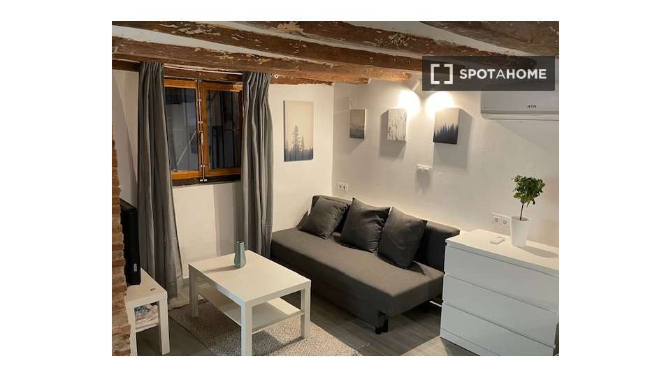 Fotografía del inmueble reportado: 1.060 €/mes — Barcelona, Barcelona