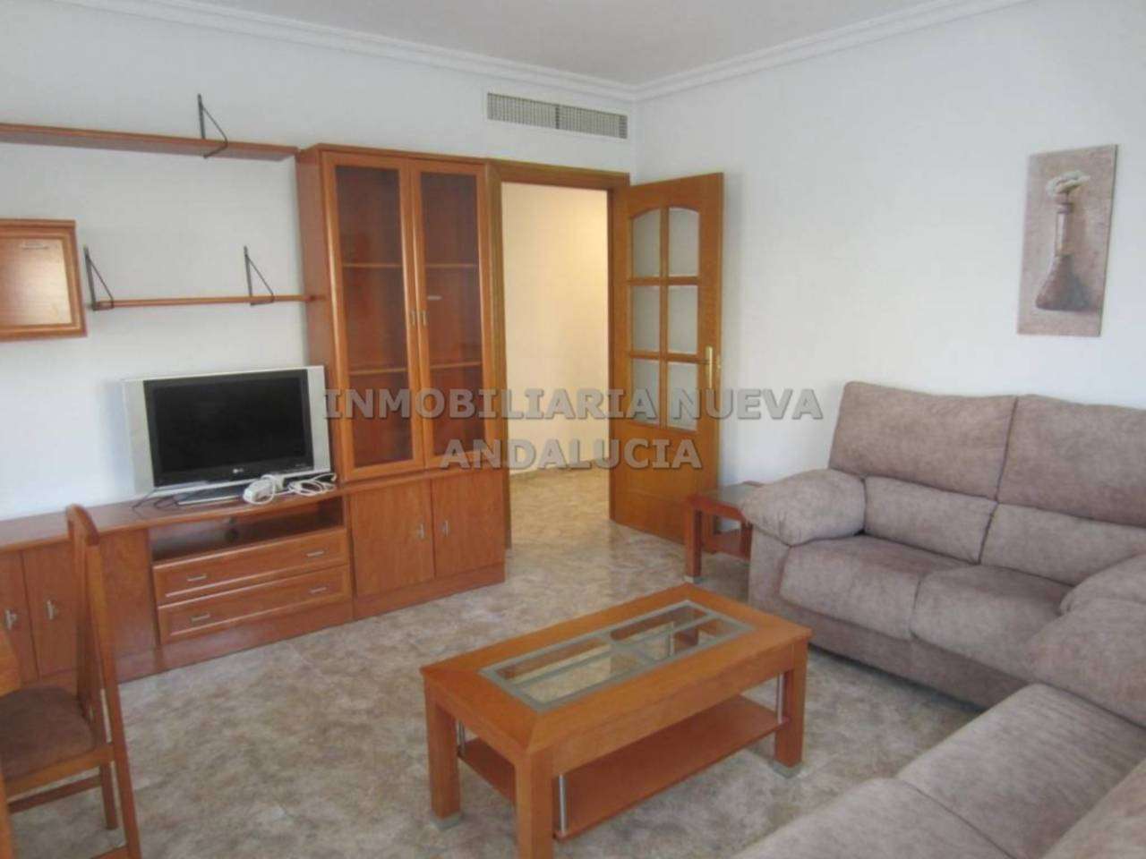 Fotografía del inmueble reportado: 800 €/mes — Almería, Almería