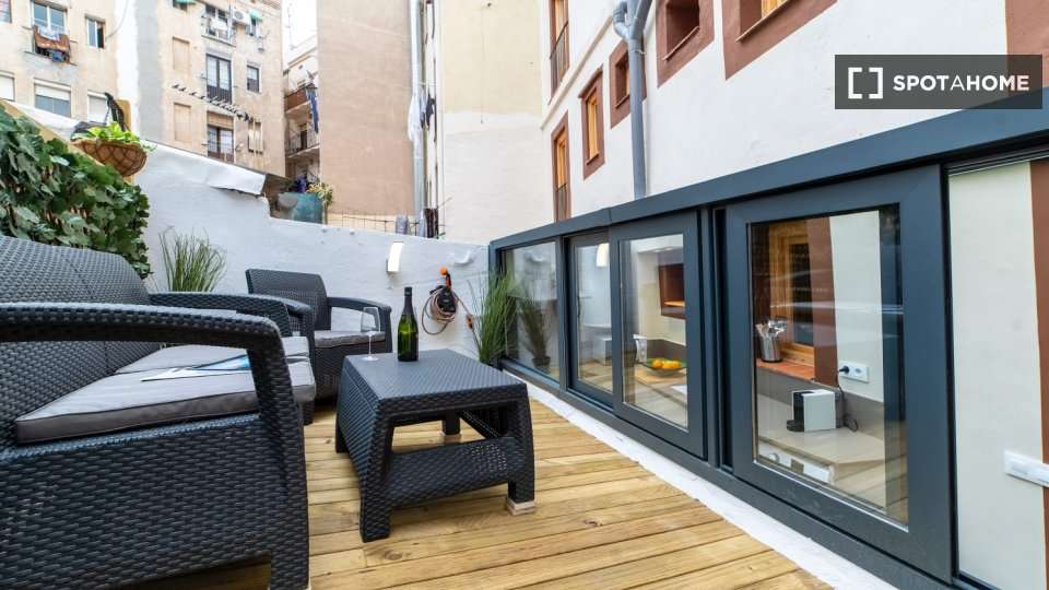 Fotografía del inmueble reportado: 1.295 €/mes — Barcelona, Barcelona