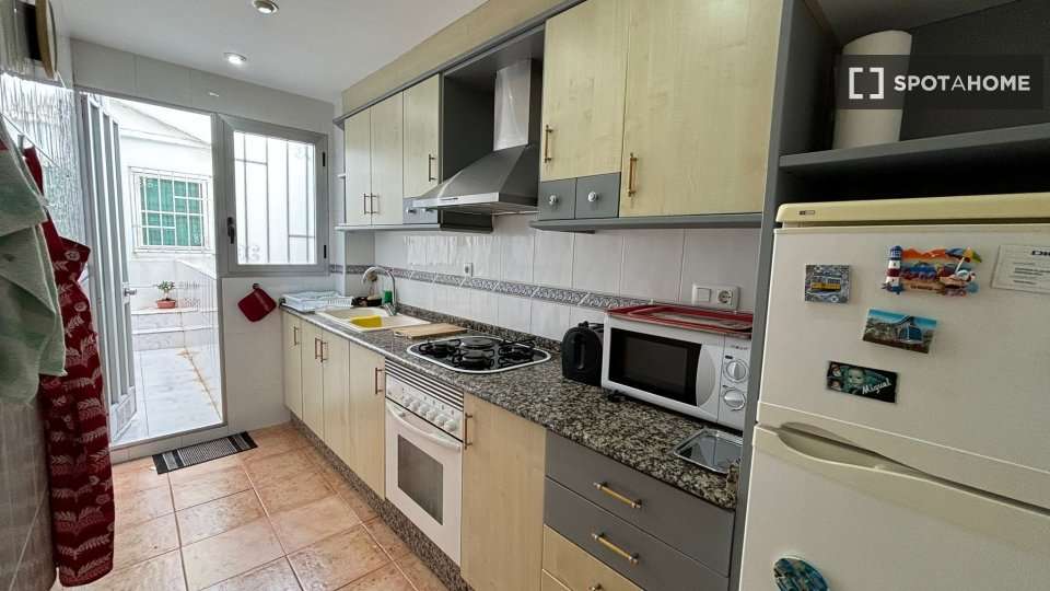 Fotografía del inmueble reportado: 1.100 €/mes — Valencia, Valencia