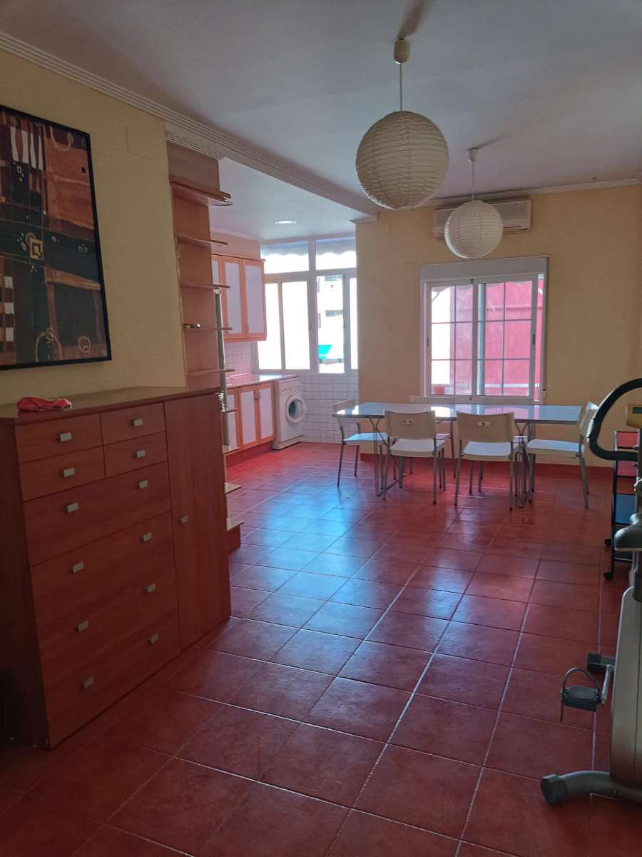 Fotografía del inmueble reportado: 1.300 €/mes — Valencia, Valencia