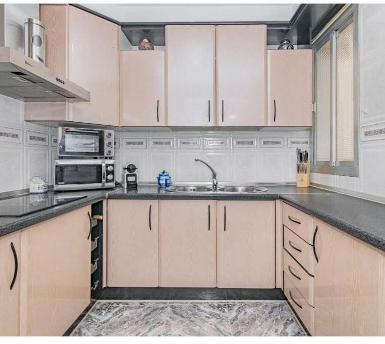 Fotografía del inmueble reportado: 875 €/mes — Granada, Granada