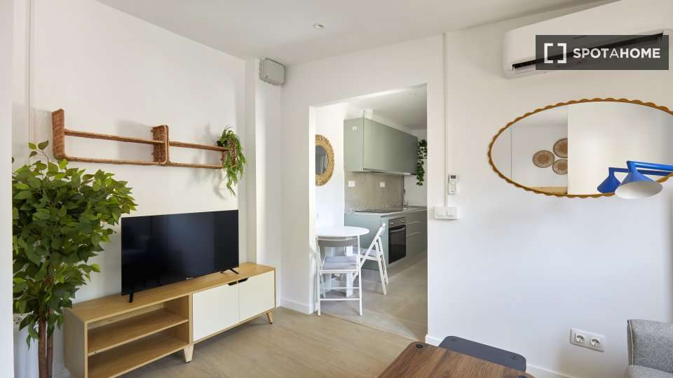 Fotografía del inmueble reportado: 1.155 €/mes — Barcelona, Barcelona