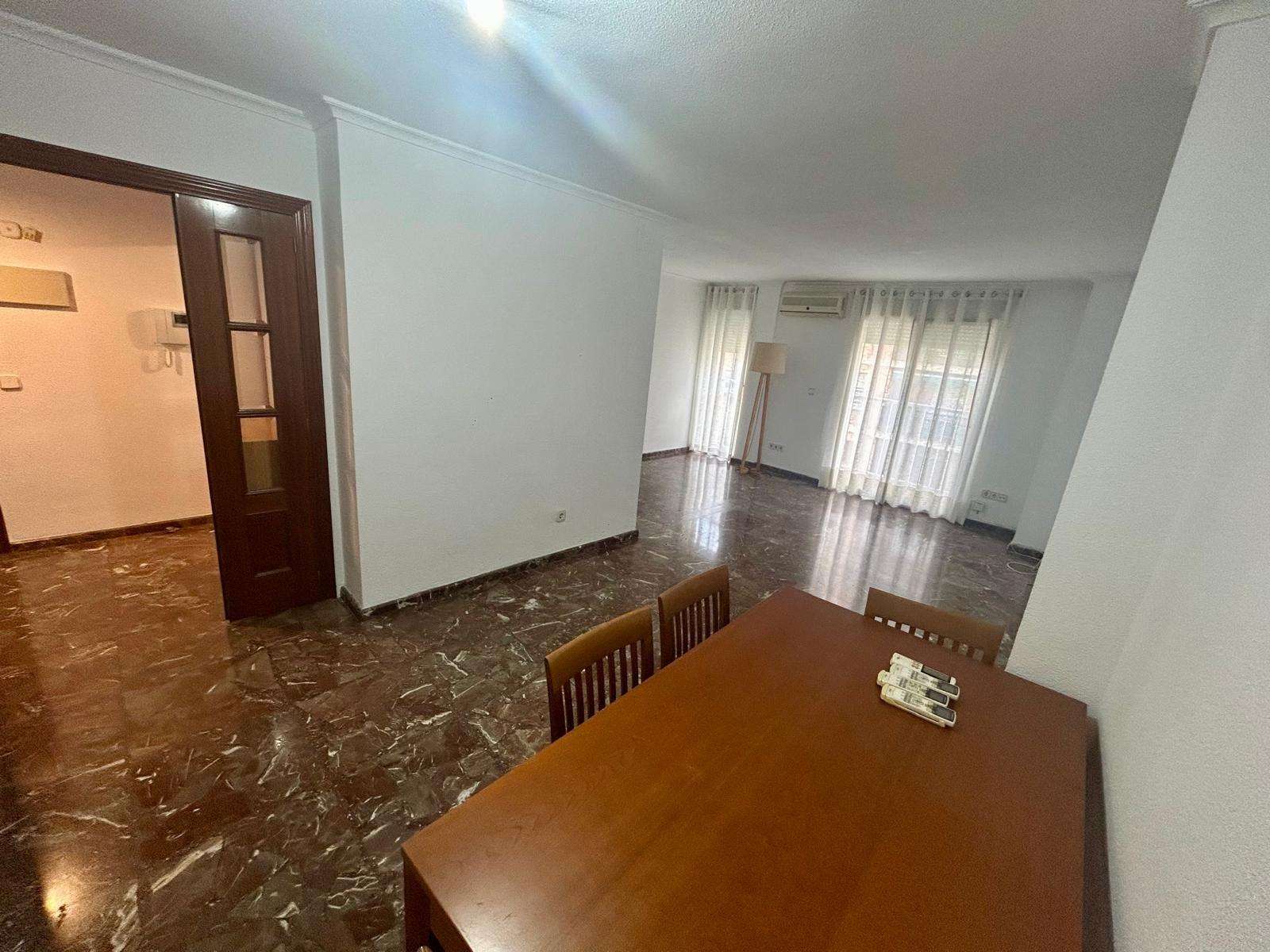 Fotografía del inmueble reportado: 1.350 €/mes — Valencia, Valencia
