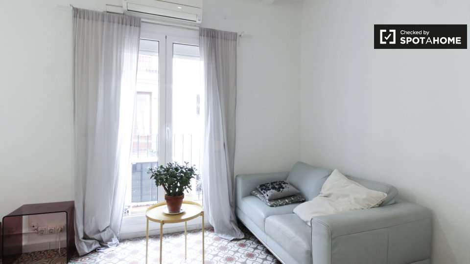 Fotografía del inmueble reportado: 950 €/mes — Barcelona, Barcelona