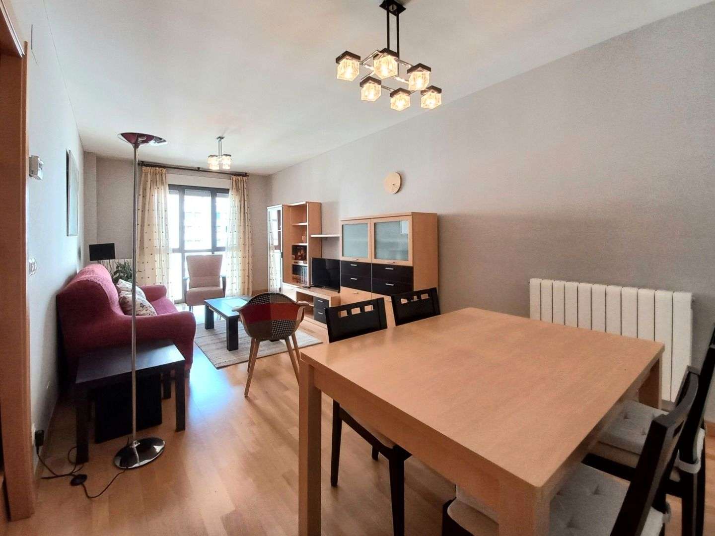 Fotografía del inmueble reportado: 1.200 €/mes — Burgos, Burgos