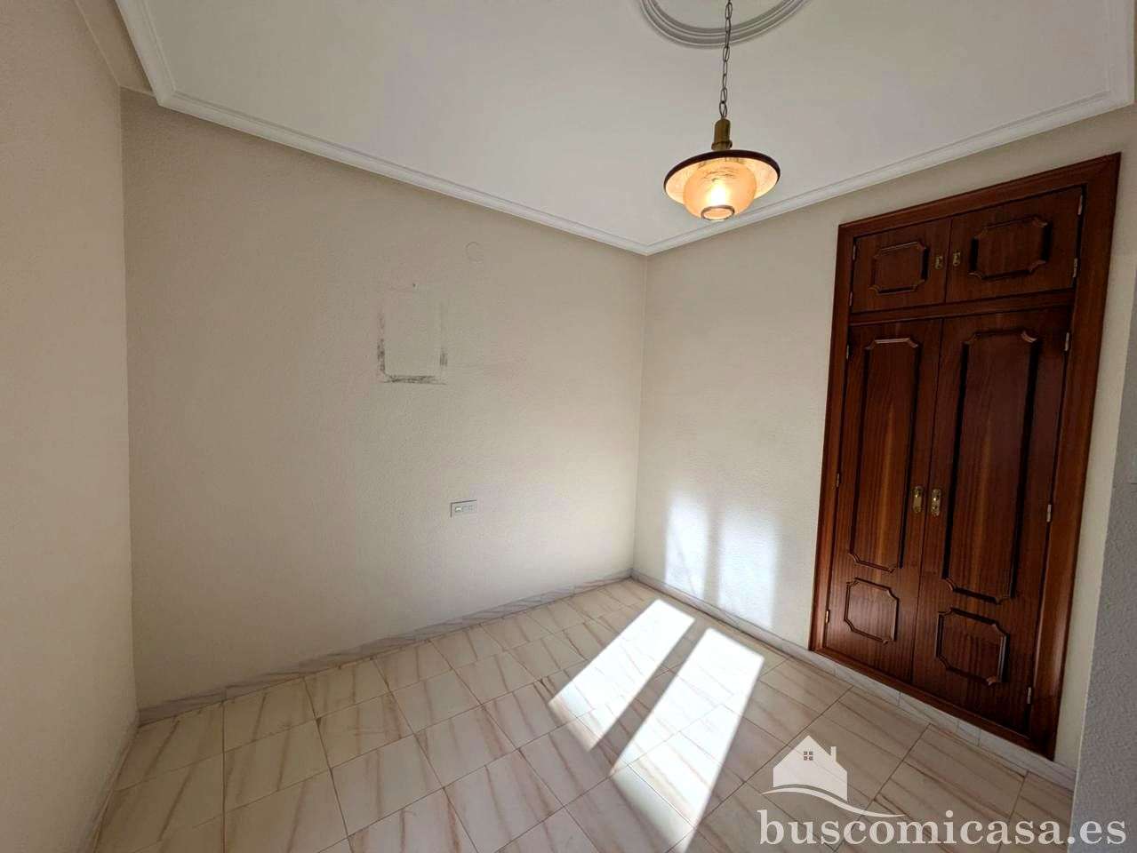 Fotografía del inmueble reportado: 600 €/mes — Linares, Linares