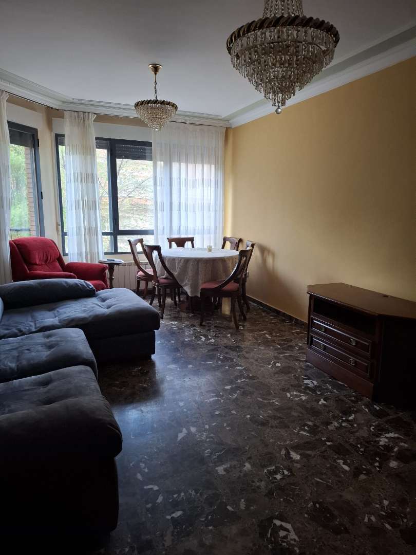 Fotografía del inmueble reportado: 900 €/mes — Albacete, Albacete
