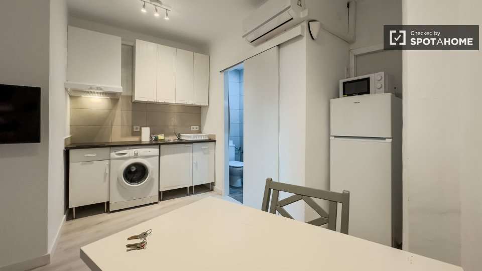 Fotografía del inmueble reportado: 950 €/mes — Barcelona, Barcelona