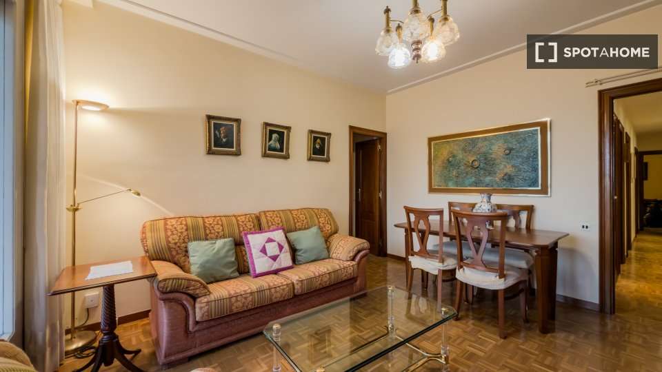 Fotografía del inmueble reportado: 2.200 €/mes — Barcelona, Barcelona