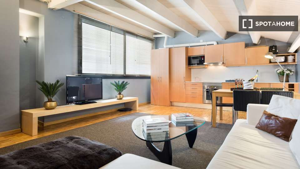 Fotografía del inmueble reportado: 2.550 €/mes — Barcelona, Barcelona