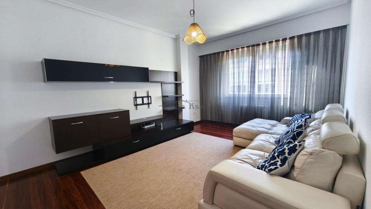 Fotografía del inmueble reportado: 880 €/mes — Se, Se