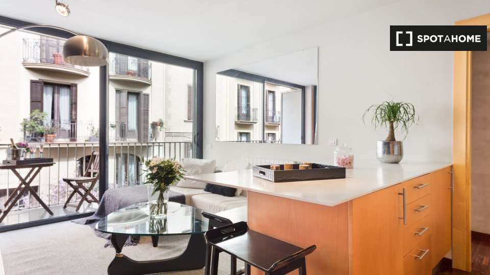 Fotografía del inmueble reportado: 3.676 €/mes — Barcelona, Barcelona