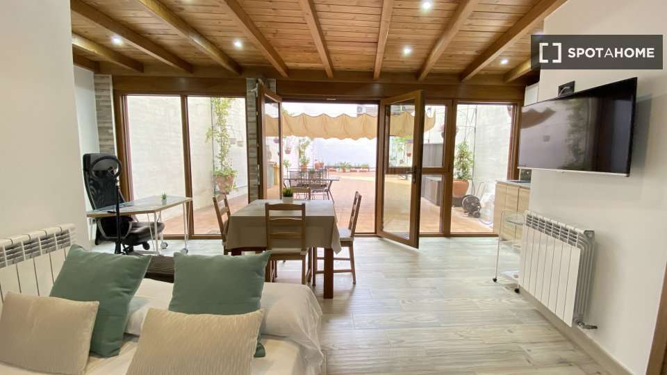 Fotografía del inmueble reportado: 967 €/mes — Madrid, Madrid