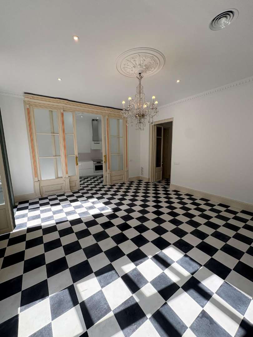Fotografía del inmueble reportado: 2.000 €/mes — Girona / Gerona, Girona / Gerona