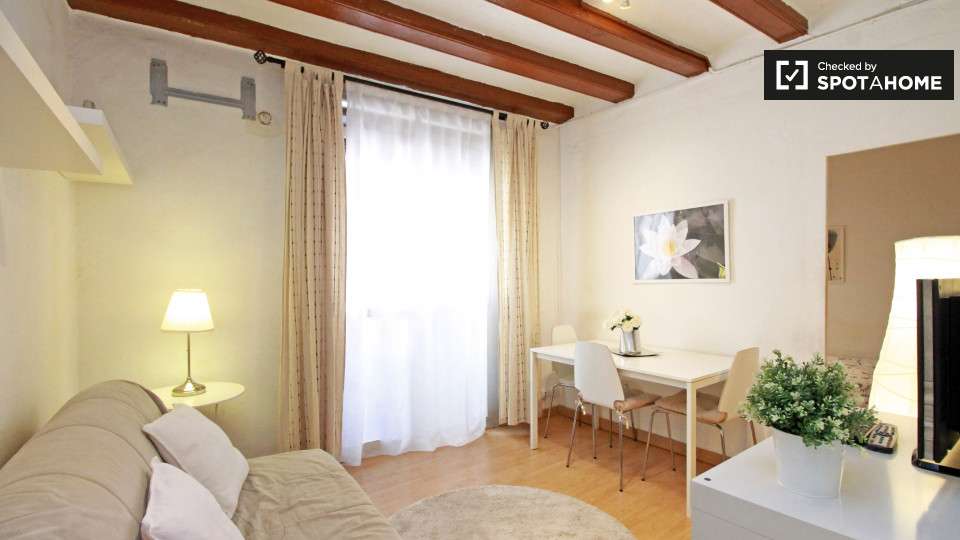Fotografía del inmueble reportado: 1.250 €/mes — Barcelona, Barcelona