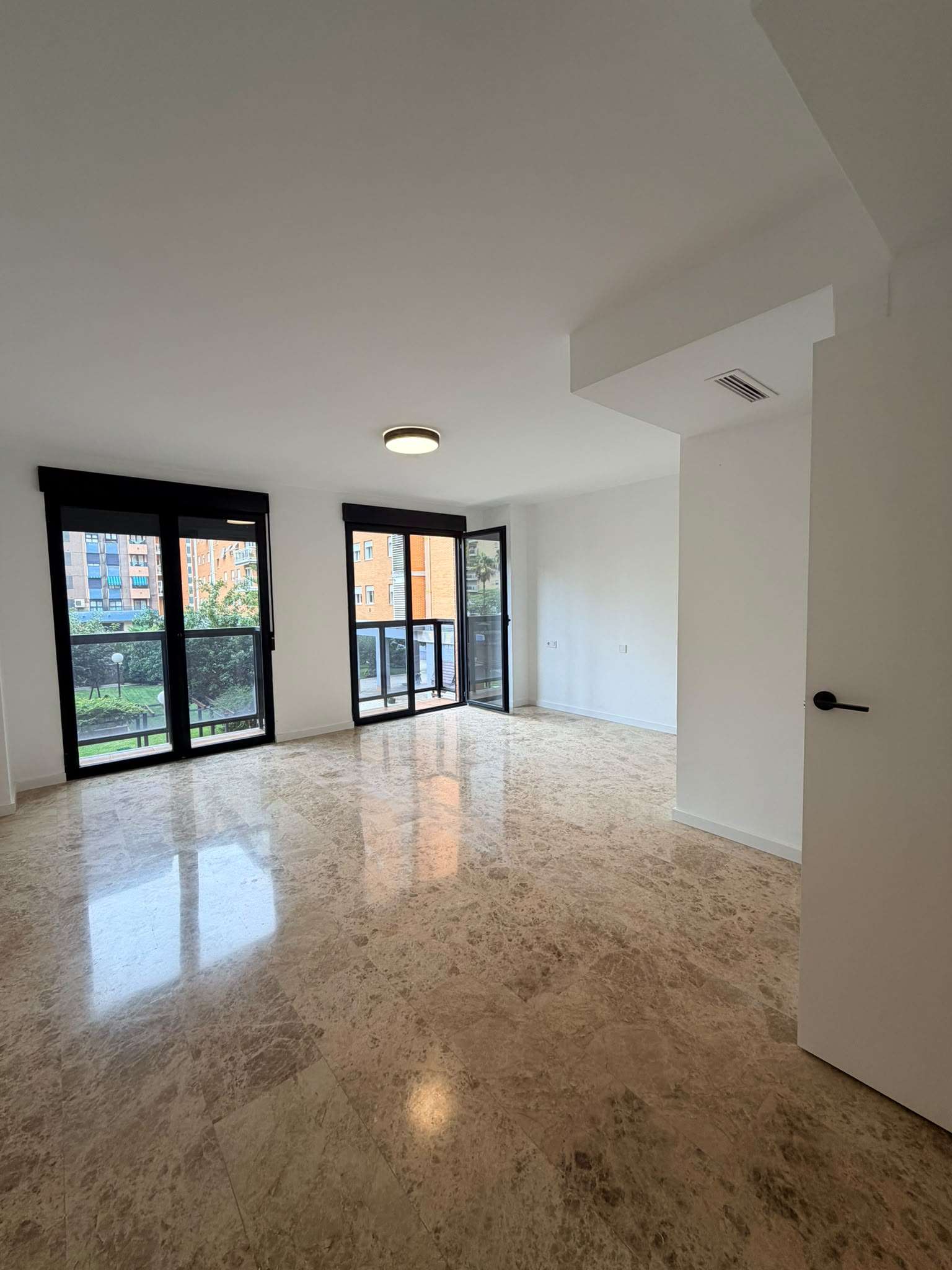 Fotografía del inmueble reportado: 2.350 €/mes — Valencia, Valencia
