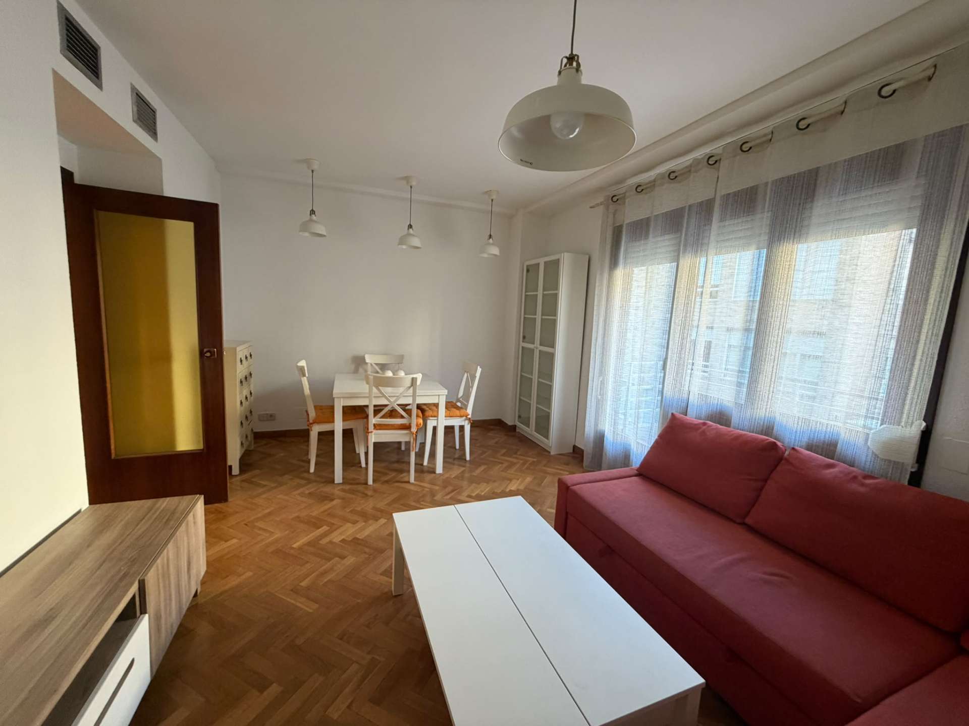 Fotografía del inmueble reportado: 900 €/mes — Zaragoza, Zaragoza