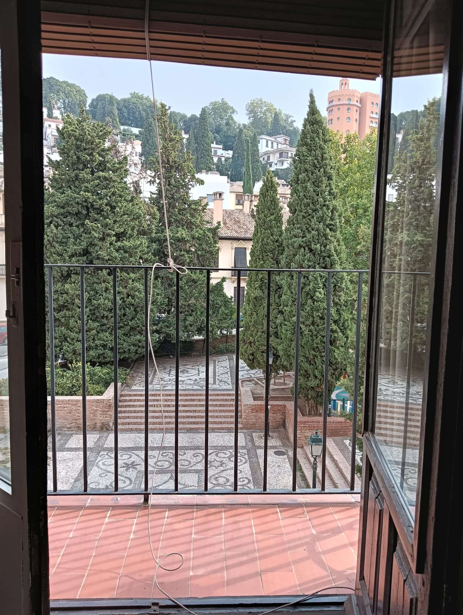 Fotografía del inmueble reportado: 900 €/mes — Granada, Granada