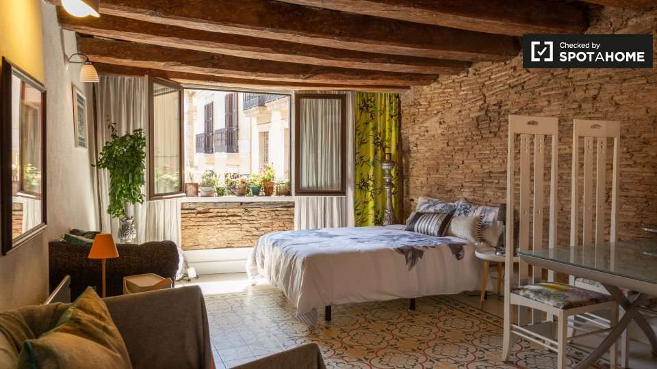 Fotografía del inmueble reportado: 2.400 €/mes — Barcelona, Barcelona