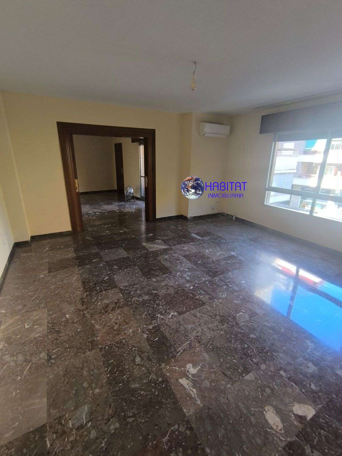Fotografía del inmueble reportado: 900 €/mes — Granada, Granada