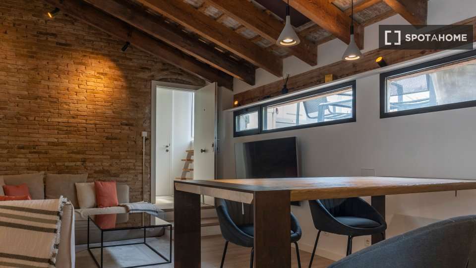 Fotografía del inmueble reportado: 2.575 €/mes — Valencia, Valencia