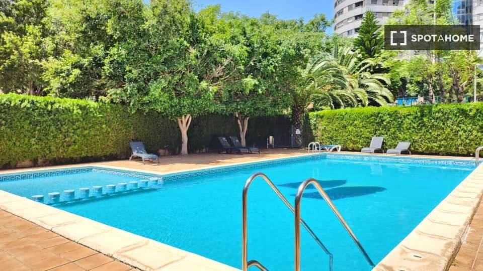 Fotografía del inmueble reportado: 2.500 €/mes — Valencia, Valencia
