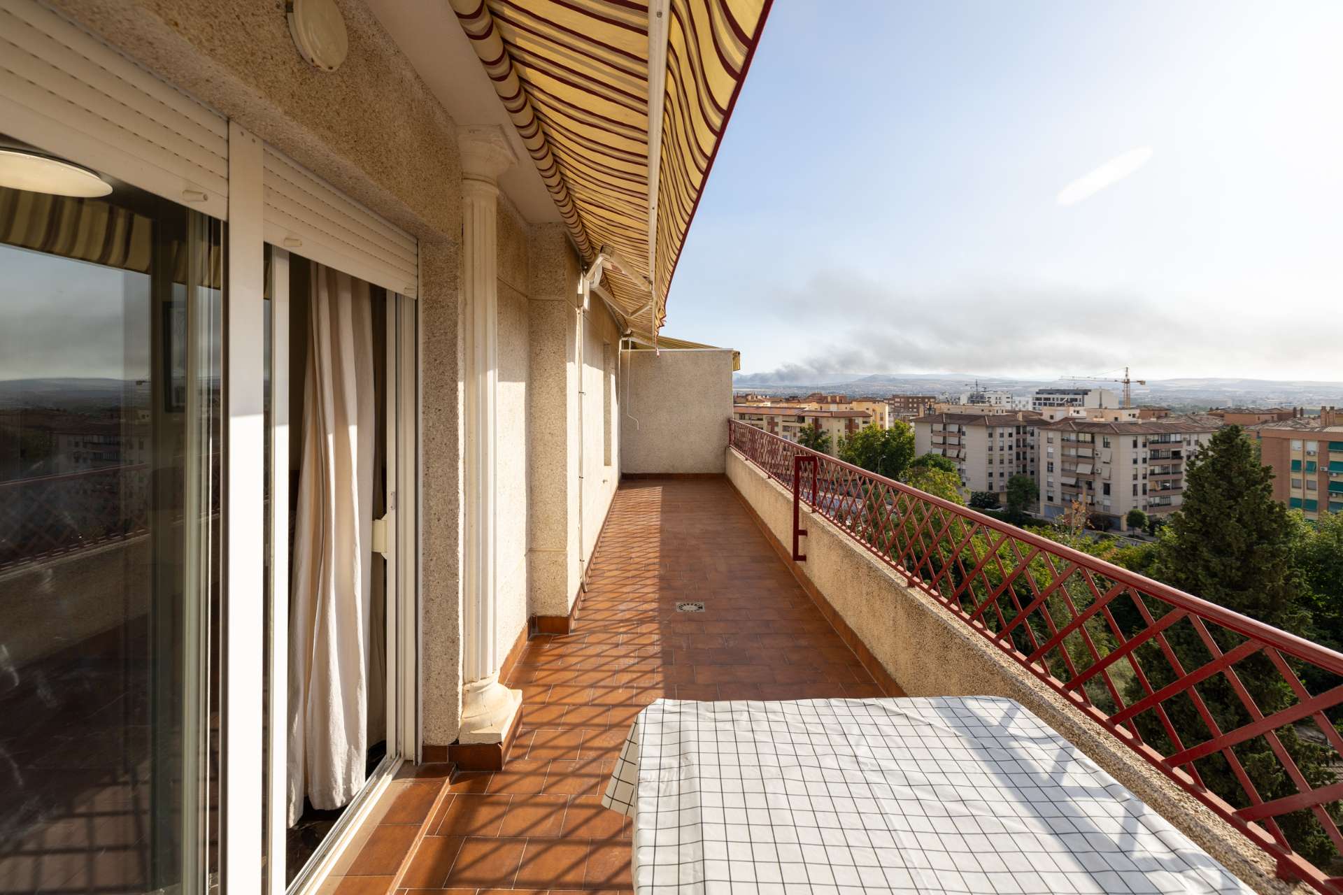 Fotografía del inmueble reportado: 1.050 €/mes — Granada, Granada