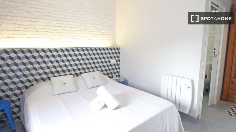 Fotografía del inmueble reportado: 915 €/mes — Barcelona, Barcelona