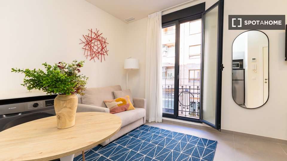 Fotografía del inmueble reportado: 1.200 €/mes — Valencia, Valencia