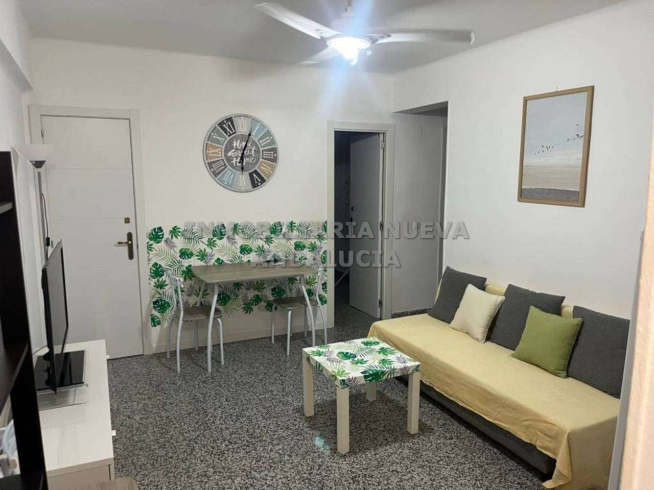 Fotografía del inmueble reportado: 800 €/mes — Almería, Almería