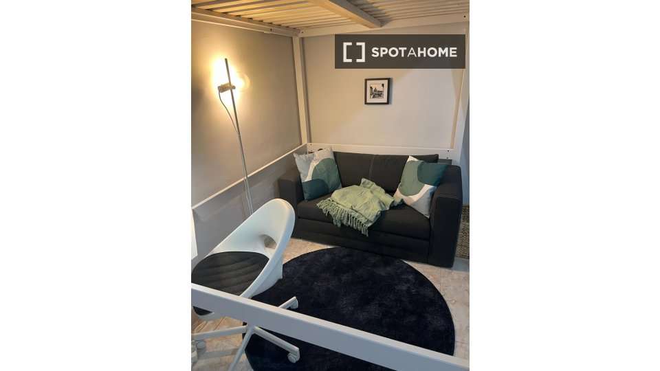 Fotografía del inmueble reportado: 990 €/mes — Barcelona, Barcelona