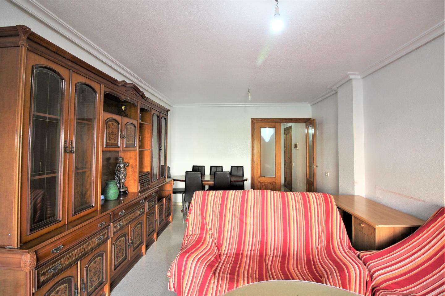 Fotografía del inmueble reportado: 1.000 €/mes — Almería, Almería