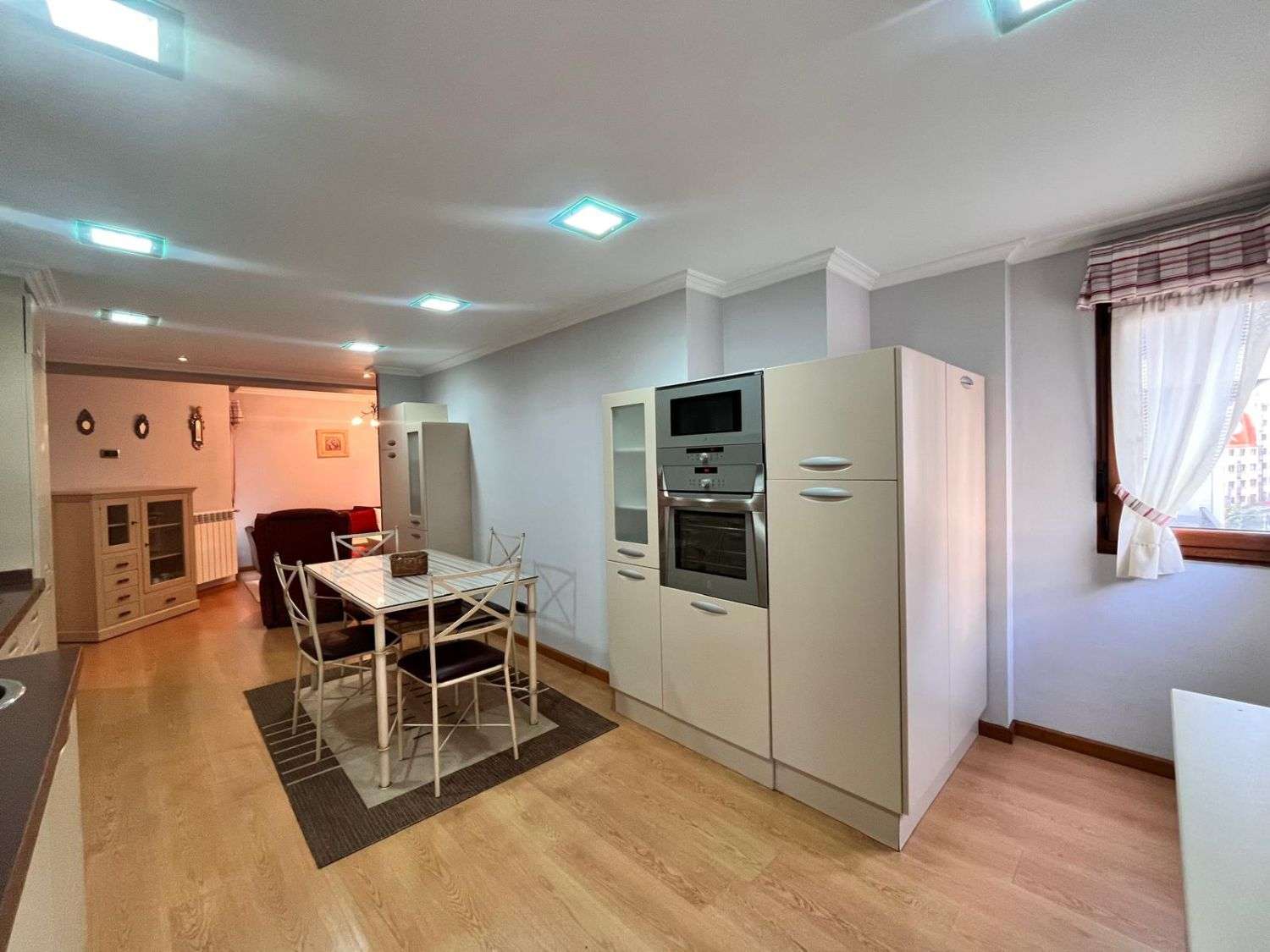 Fotografía del inmueble reportado: 800 €/mes — Gijón, Gijón