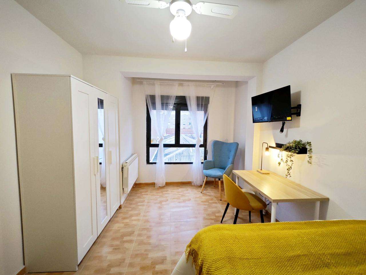 Fotografía del inmueble reportado: 850 €/mes — León, León