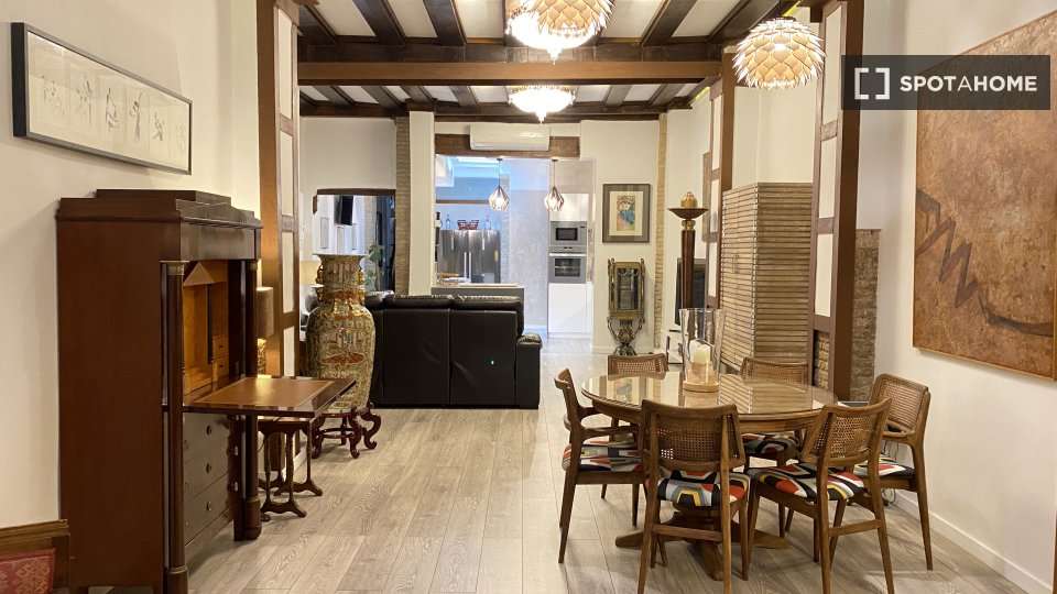 Fotografía del inmueble reportado: 2.377 €/mes — Valencia, Valencia