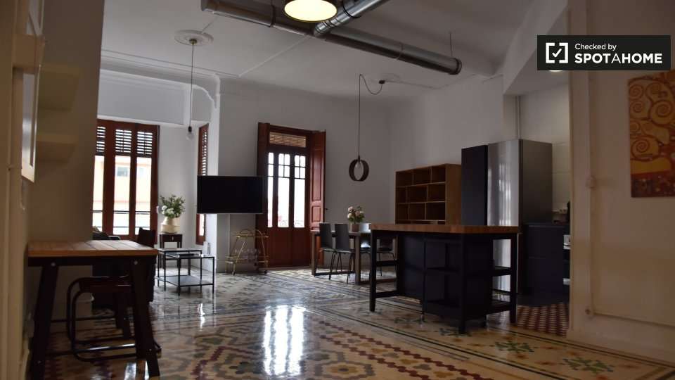 Fotografía del inmueble reportado: 2.650 €/mes — Valencia, Valencia