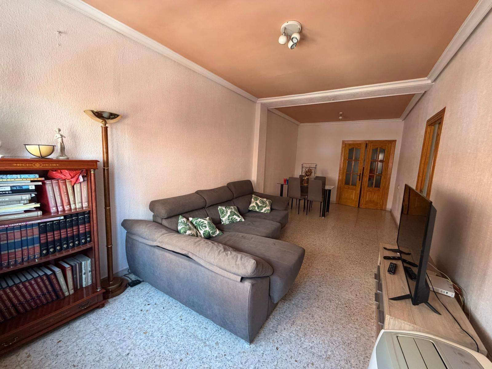 Fotografía del inmueble reportado: 1.200 €/mes — Almería, Almería