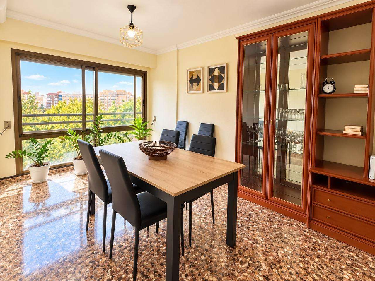 Fotografía del inmueble reportado: 1.400 €/mes — Valencia, Valencia