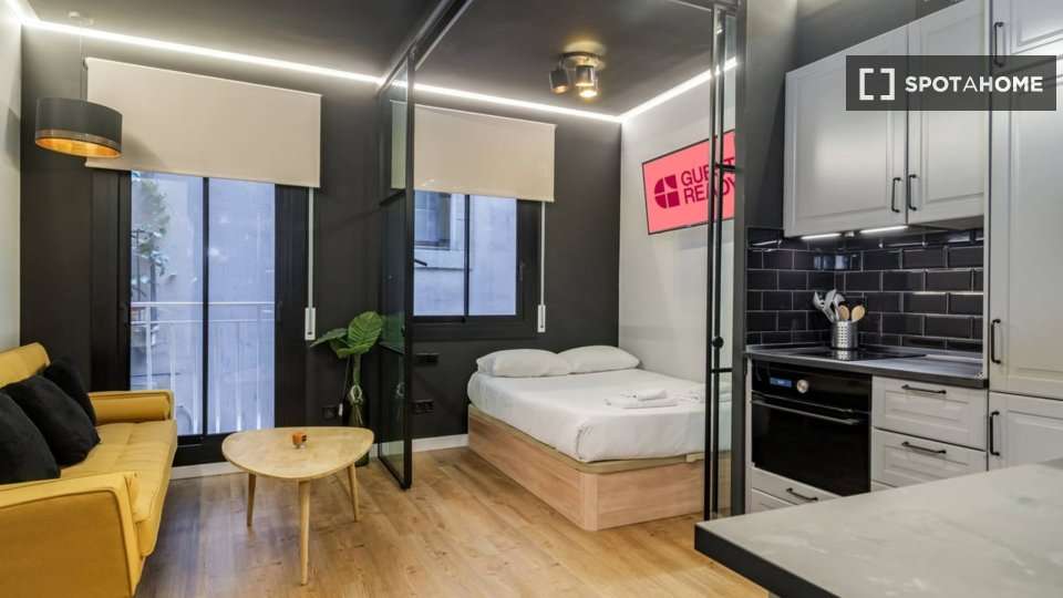 Fotografía del inmueble reportado: 2.433 €/mes — Barcelona, Barcelona